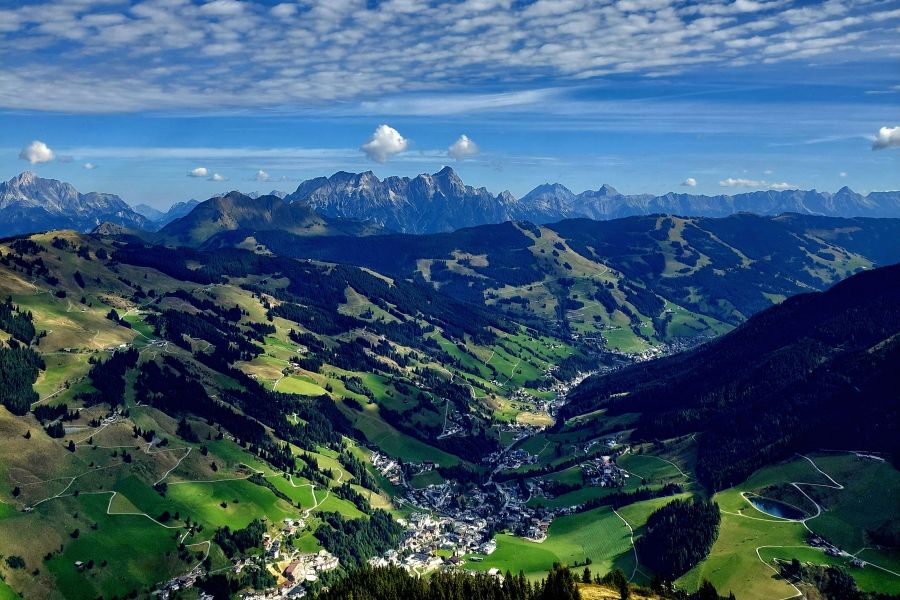 Berge für Wander- und Bikeurlaub